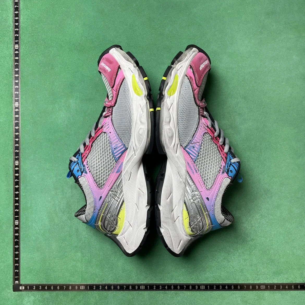  BALENCIAGA LT5 10XL 厚底系带老爹鞋 黑色磨损做旧款
