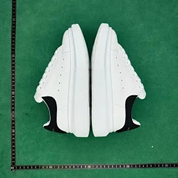 thumbnail for TT1 low-top sneakers with round toe lace-up in cowhide