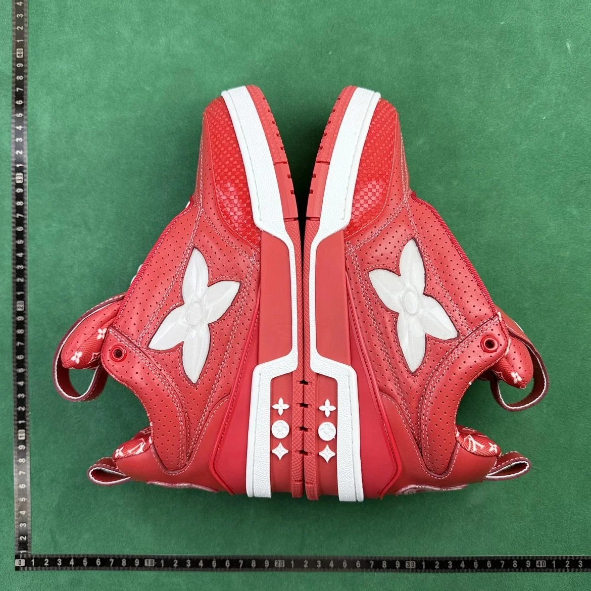 LV/PRADA TT 6 圆头系带低帮板鞋