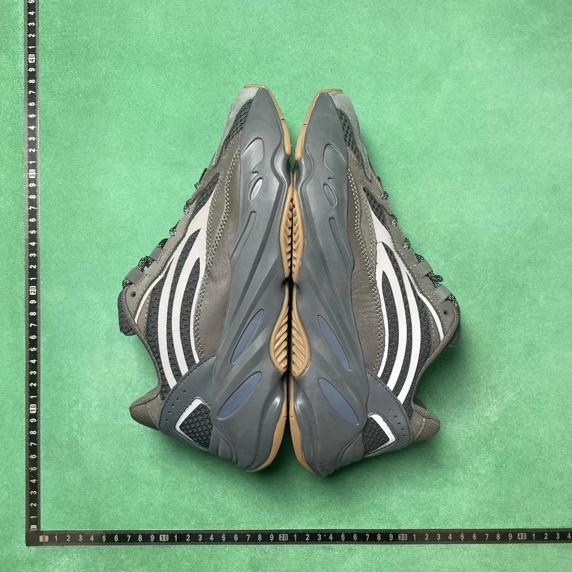 🔥1:1 batch adidas originals Yeezy boost700