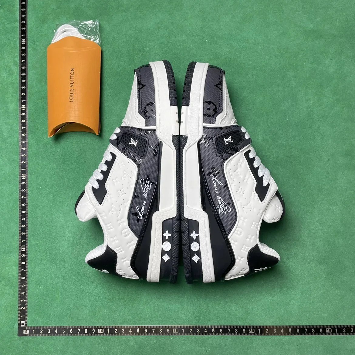 LV/PRADA B3D 系带平底低帮板鞋
