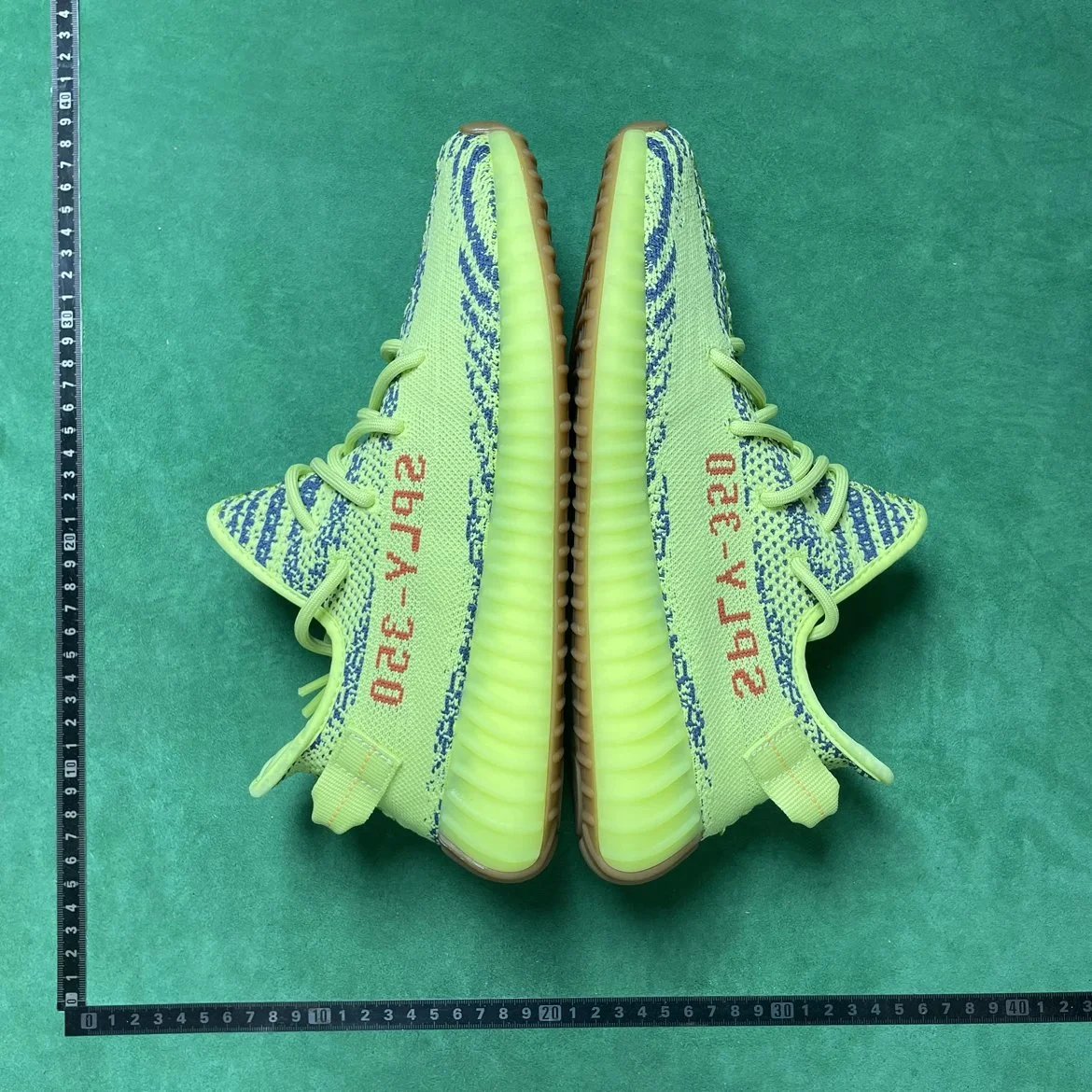 Yeezy LW 3  网布运动低帮生活休闲鞋1(下单送两双袜子）