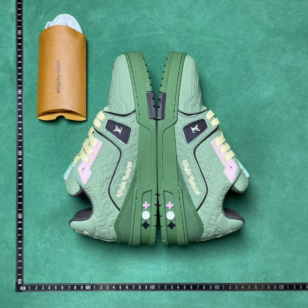 LV/PRADA BD2 压纹印花休闲板鞋