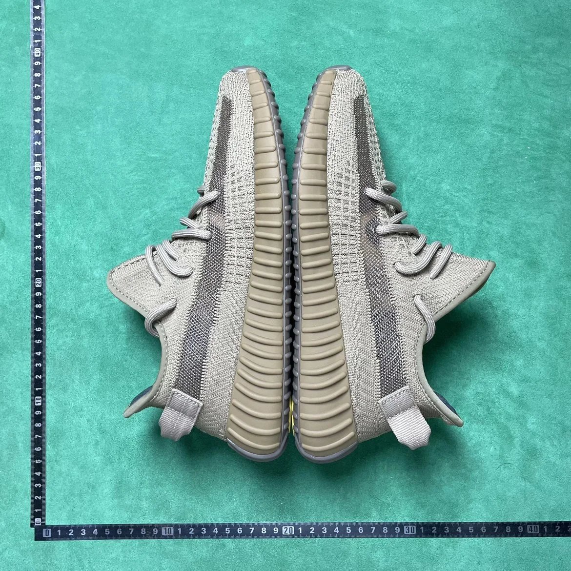 Yeezy LW 3 网布运动低帮生活休闲鞋2(下单送两双袜子)