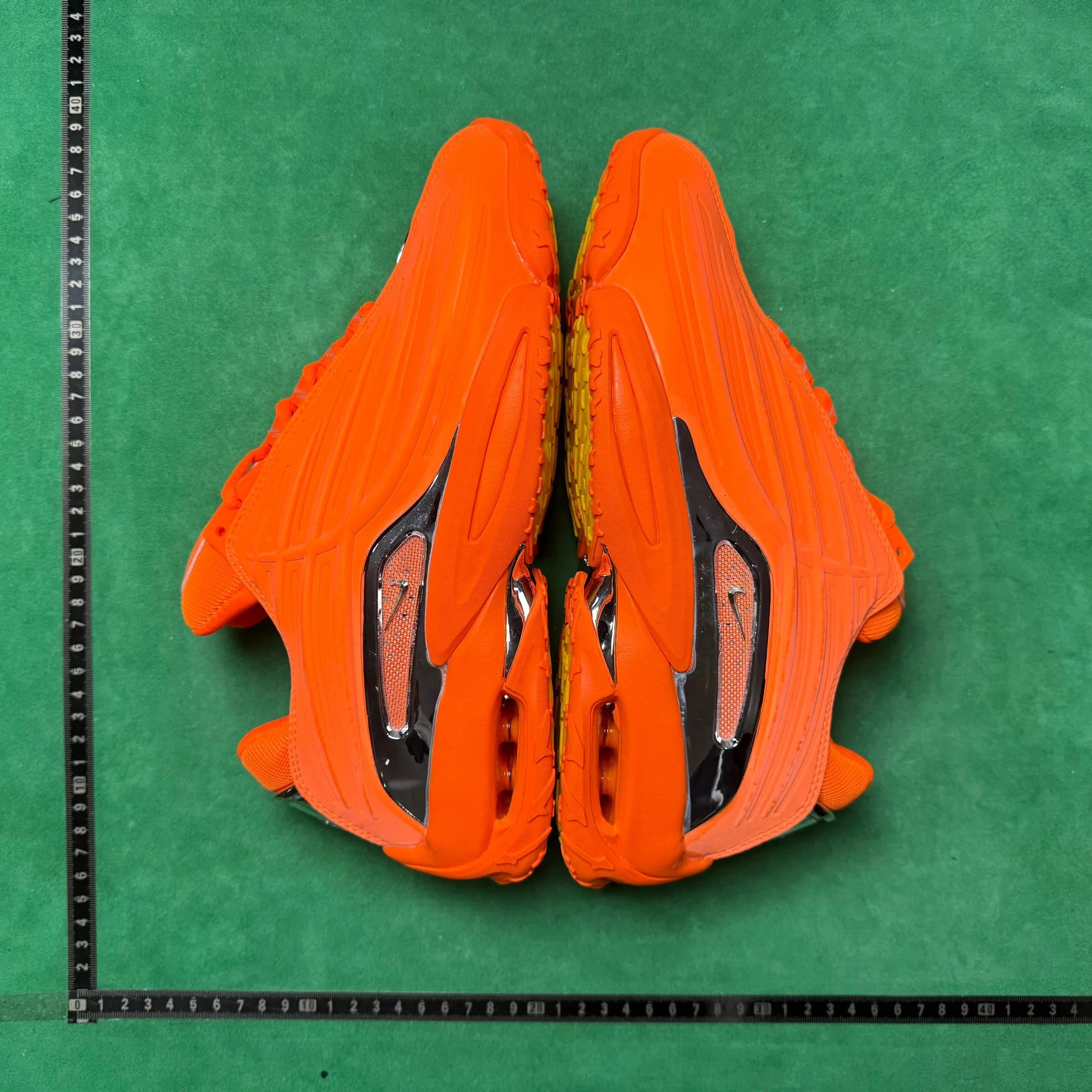 NIKE 情人节 休闲鞋