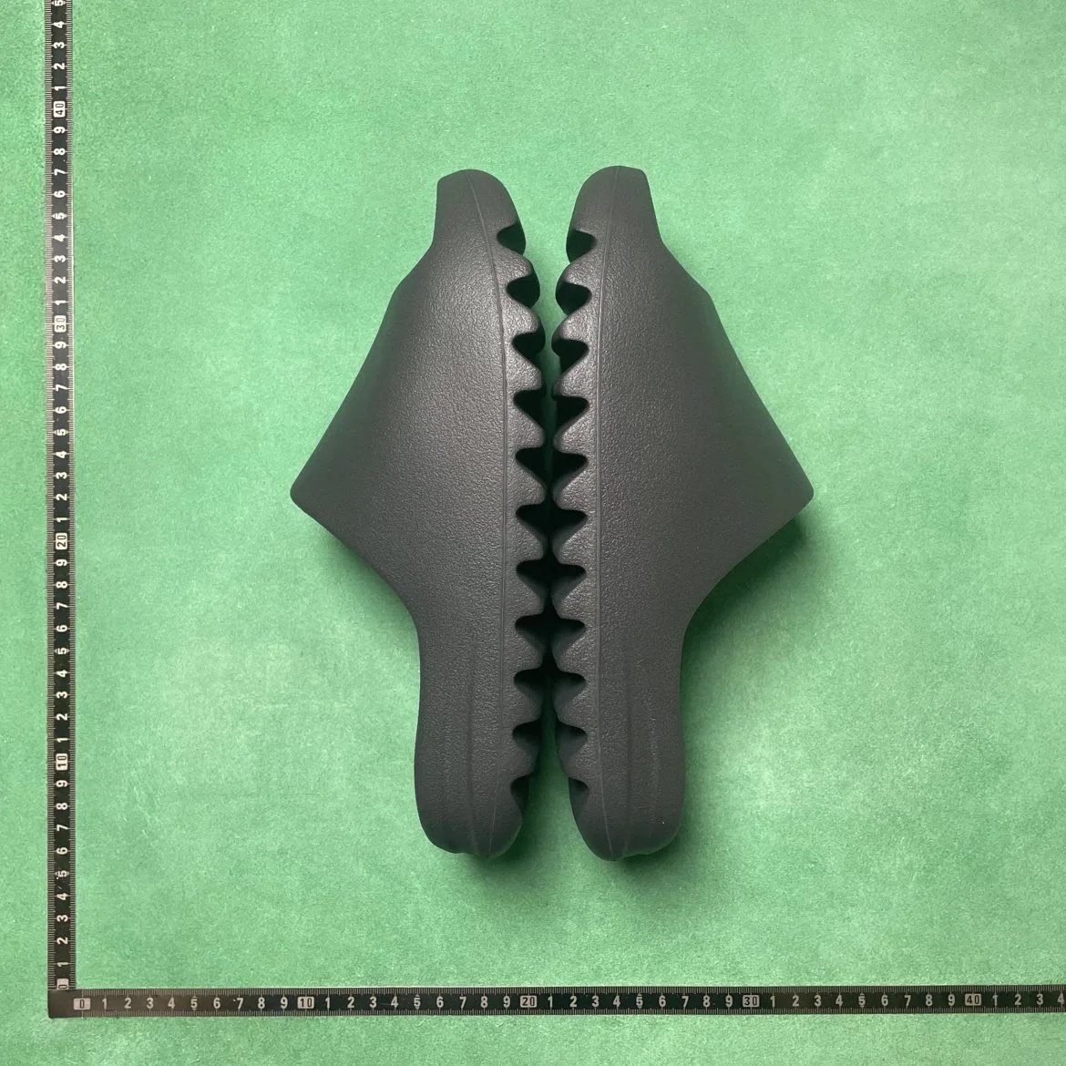 🔥1:1 batch adidas originals YeezySlide Granite  in the Best OopBuy Spreadsheet QC photos