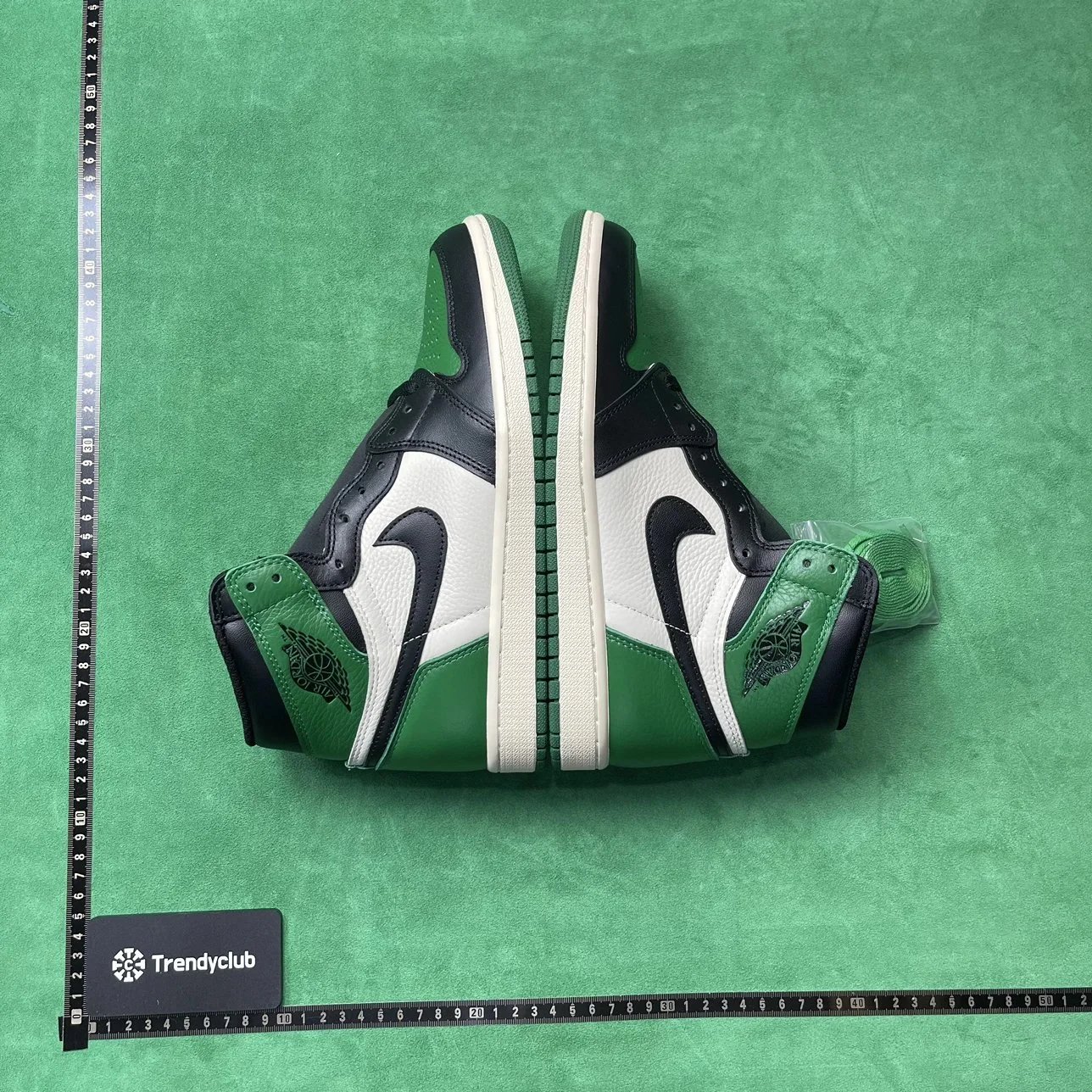 🔥1:1 batch Jordan Air Jordan 1 Retro High OG Rare Air SailCinnabar  in the Best OopBuy Spreadsheet QC photos