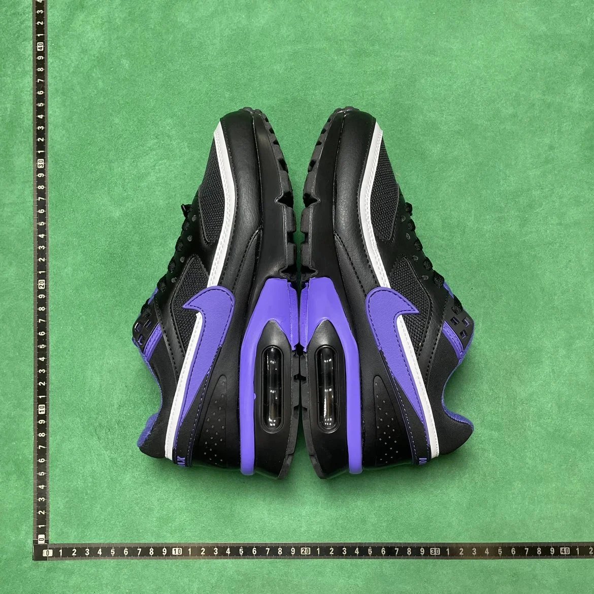 NIKE B3D 舒适百搭低帮跑步鞋