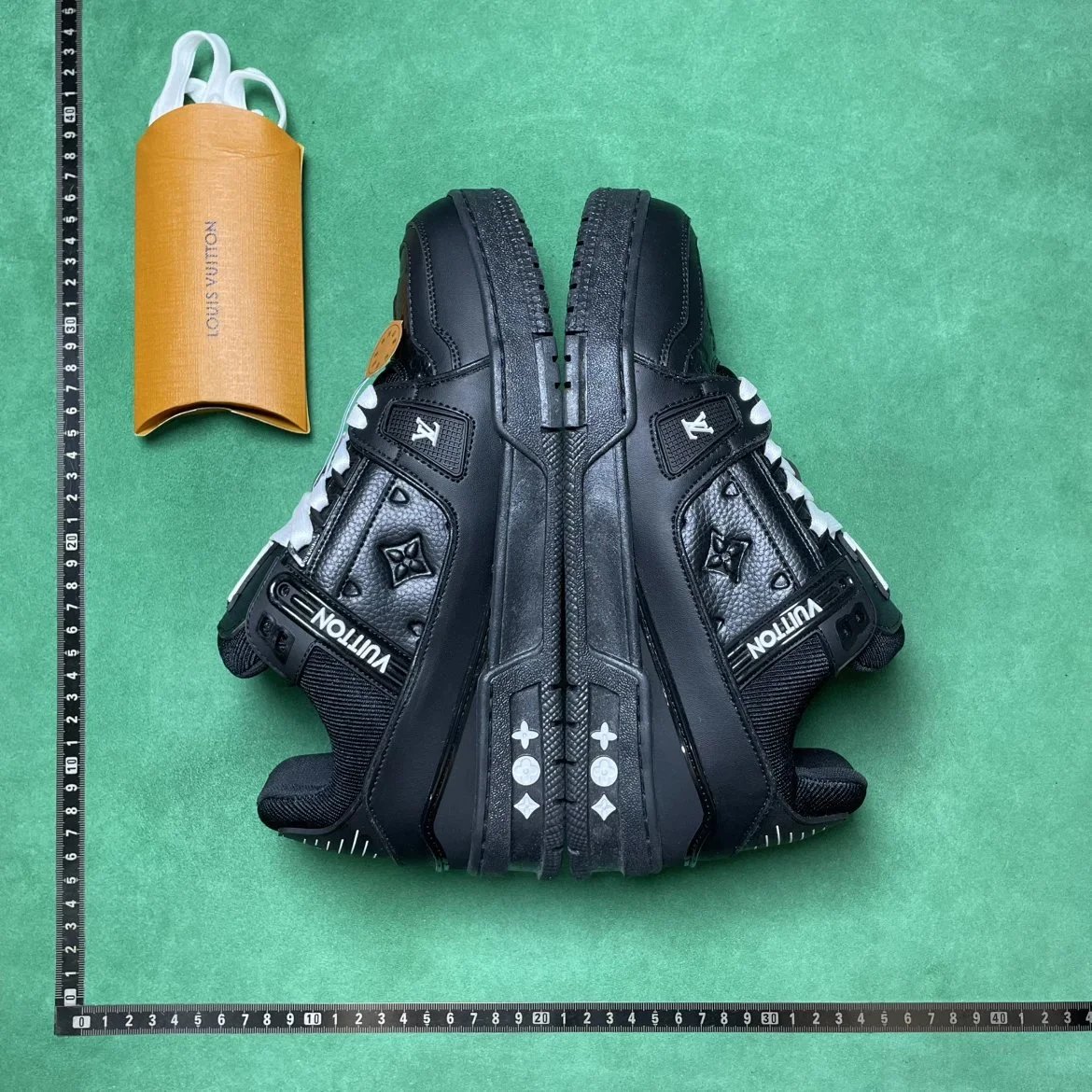LV/PRADA BD2 压纹印花休闲板鞋