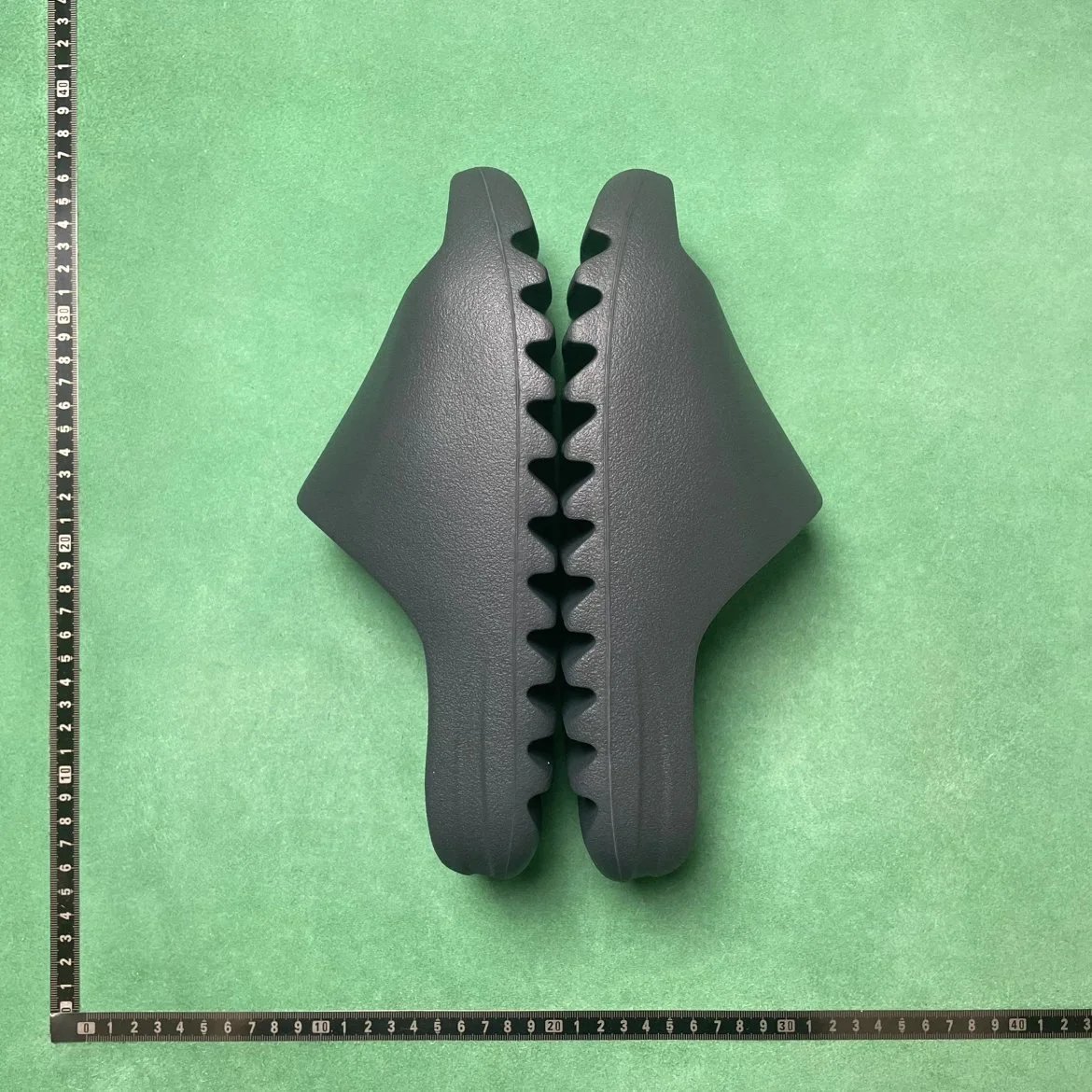 🔥1:1 batch adidas originals YeezySlide Granite  in the Best OopBuy Spreadsheet QC photos