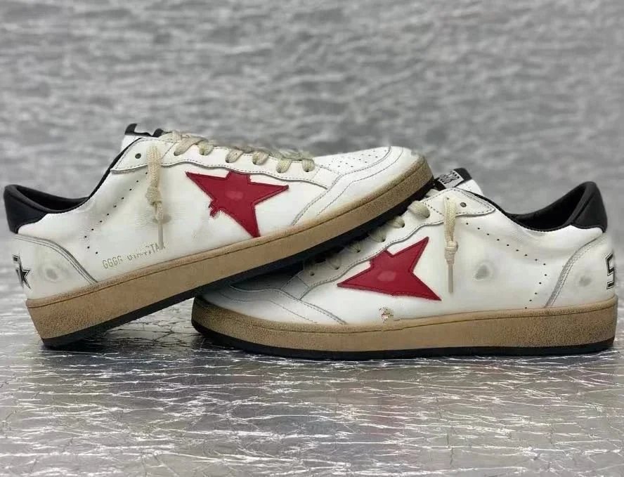 4 Black White Red
