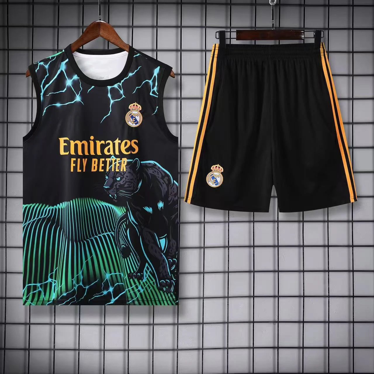 Paris Saint-Germain Matching Sets Football Training Vest and Shorts Set — 2425 Real Madrid black and green