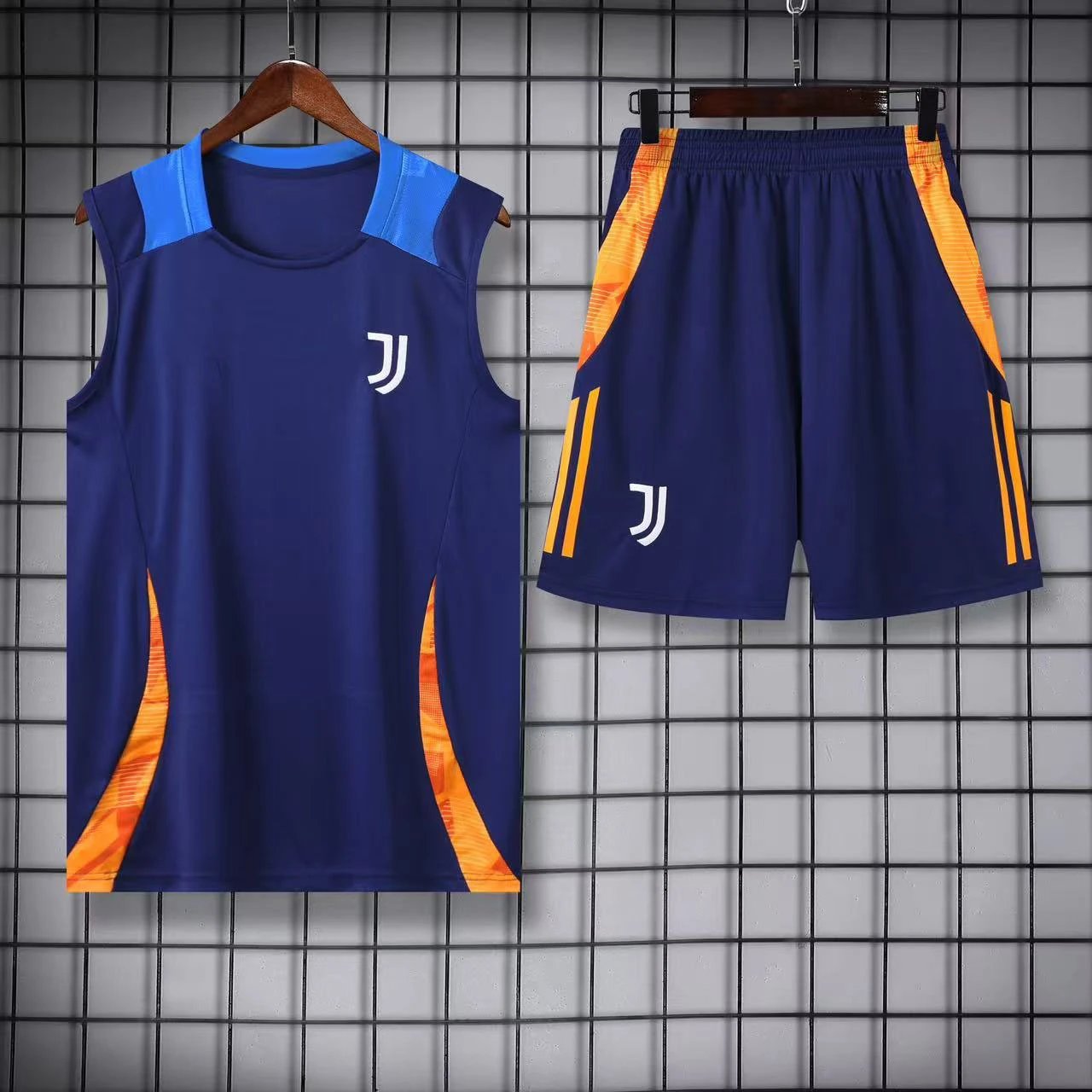 Paris Saint-Germain Matching Sets Football Training Vest and Shorts Set — 2425 Juventus navy blue