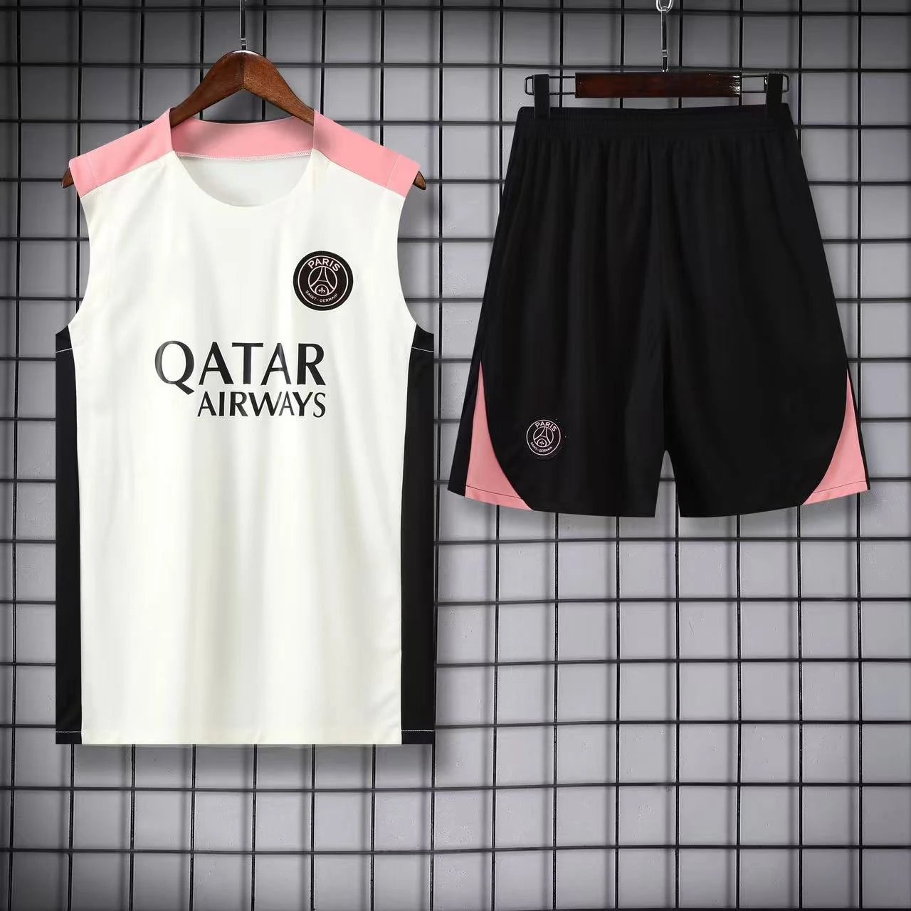 Paris Saint-Germain Matching Sets Football Training Vest and Shorts Set — 2425 Paris off-white