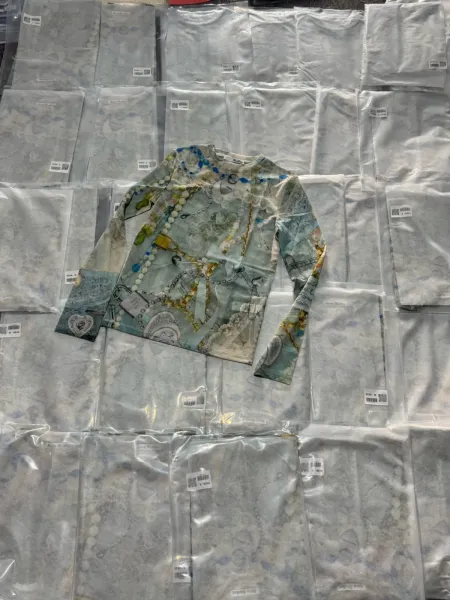 Design Long Sleeve Graphic Print Top in Pastel Multicolor - 5