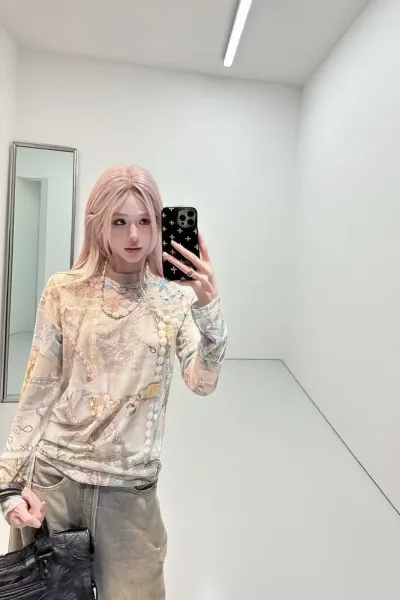 Design Long Sleeve Graphic Print Top in Pastel Multicolor - 15
