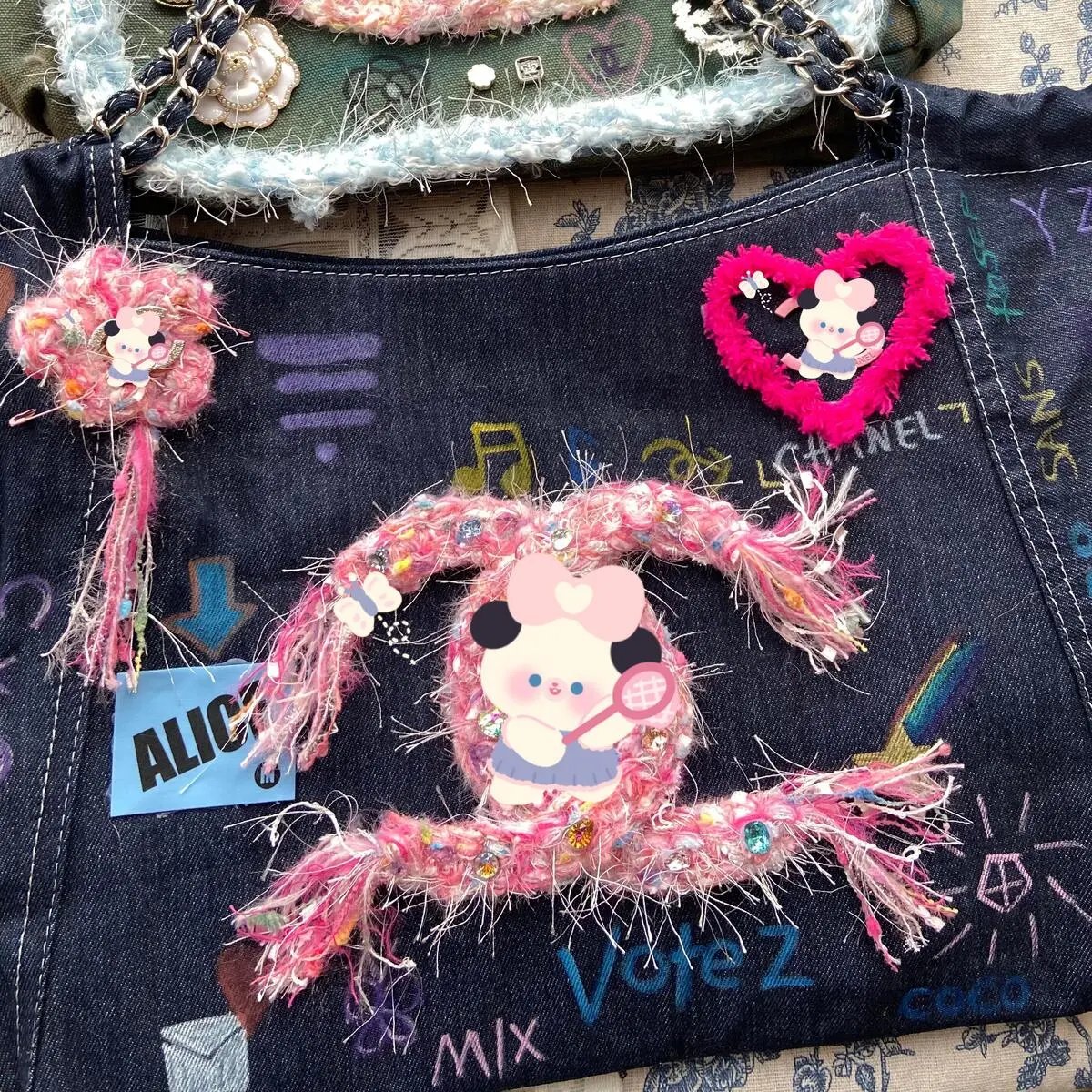 Chanel Graffiti Side Bag 2