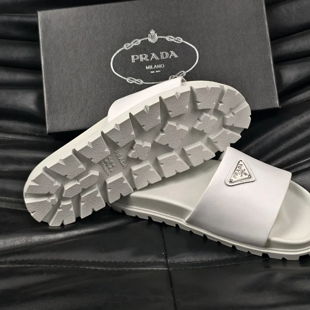 Prada Sandals Logo Detail Slide product detail image 2