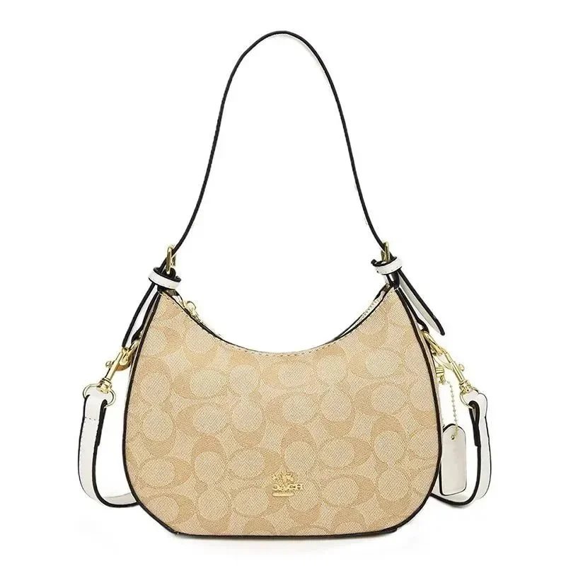Coach Beige Signatur