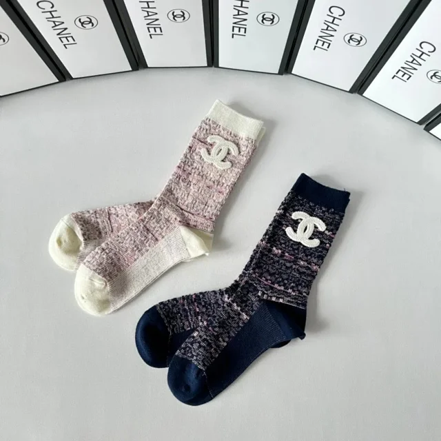 Chanel Socks Ribbed Logo Crew product detail image 14
