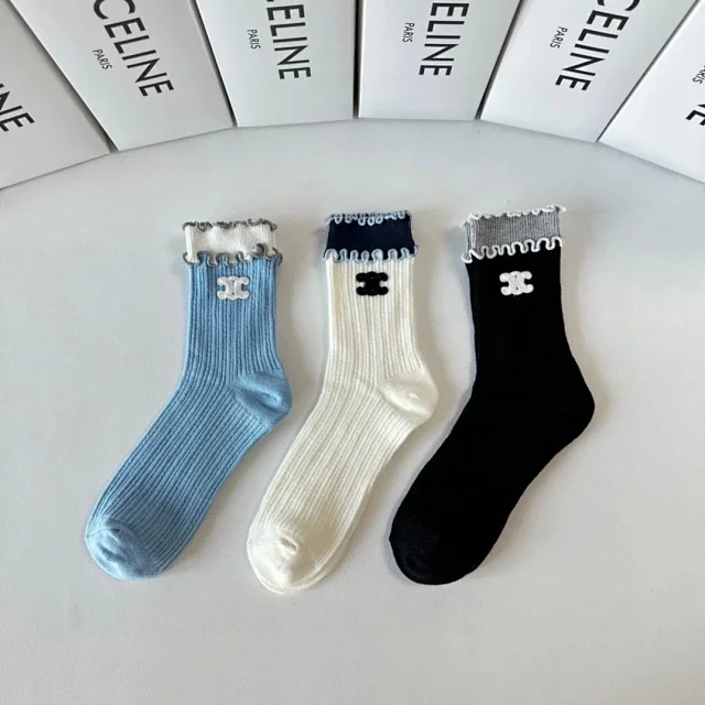 Chanel Socks Ribbed Logo Crew product detail image 35