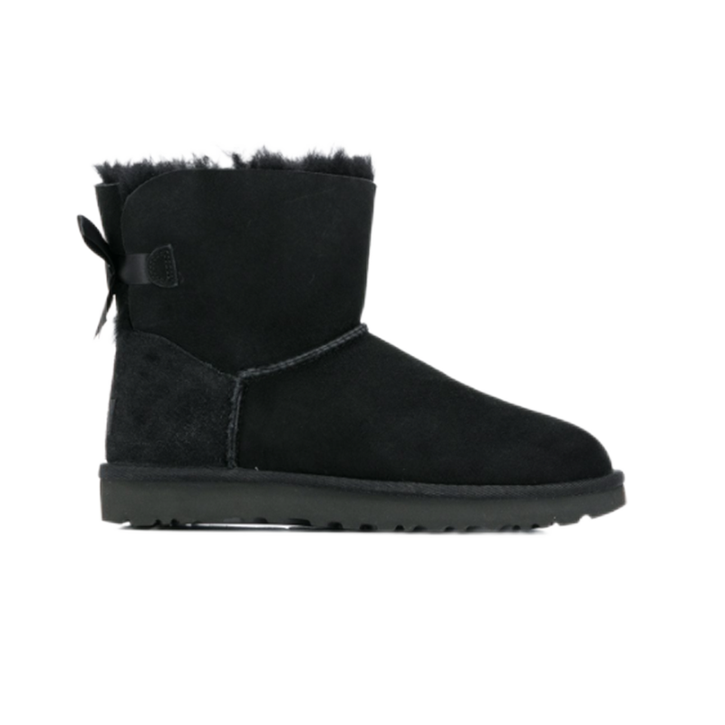 UGG Boots Shearling-Lined Platform — 26