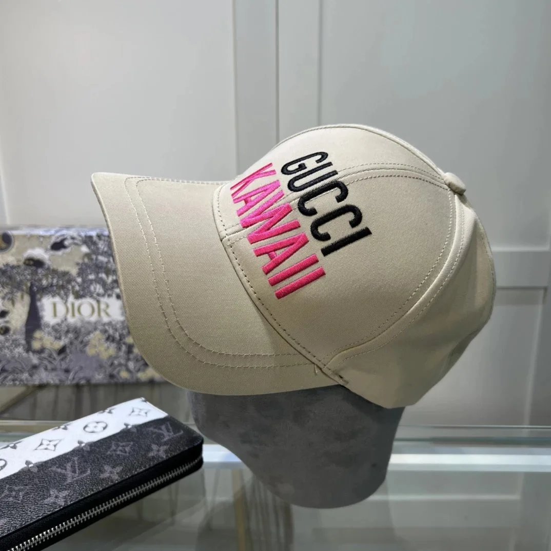 Gucci Beige Kawaii Embroidered Cap