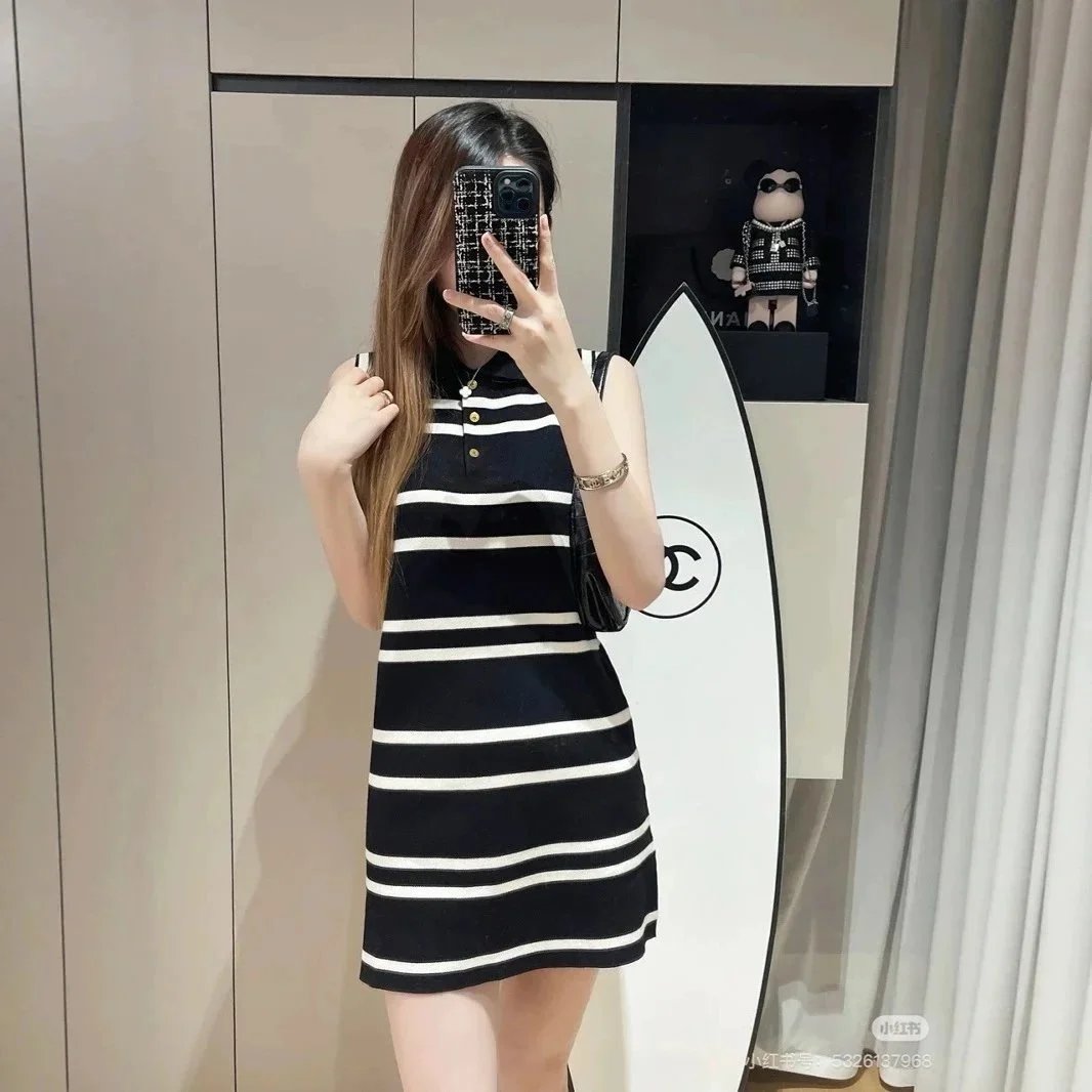 2024夏季新款高级感小个子显高别致绝美超好看条纹Polo领连衣裙女 - 135602