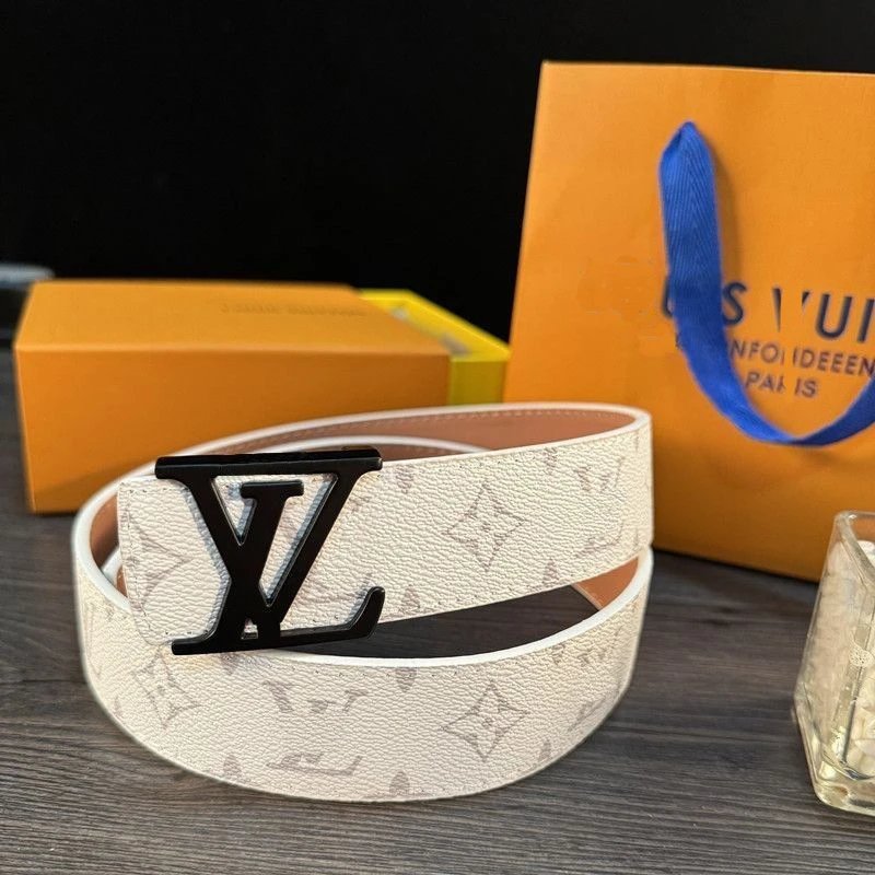 White Old Flower Black Buckle [Complimentary Hole Puncher]]