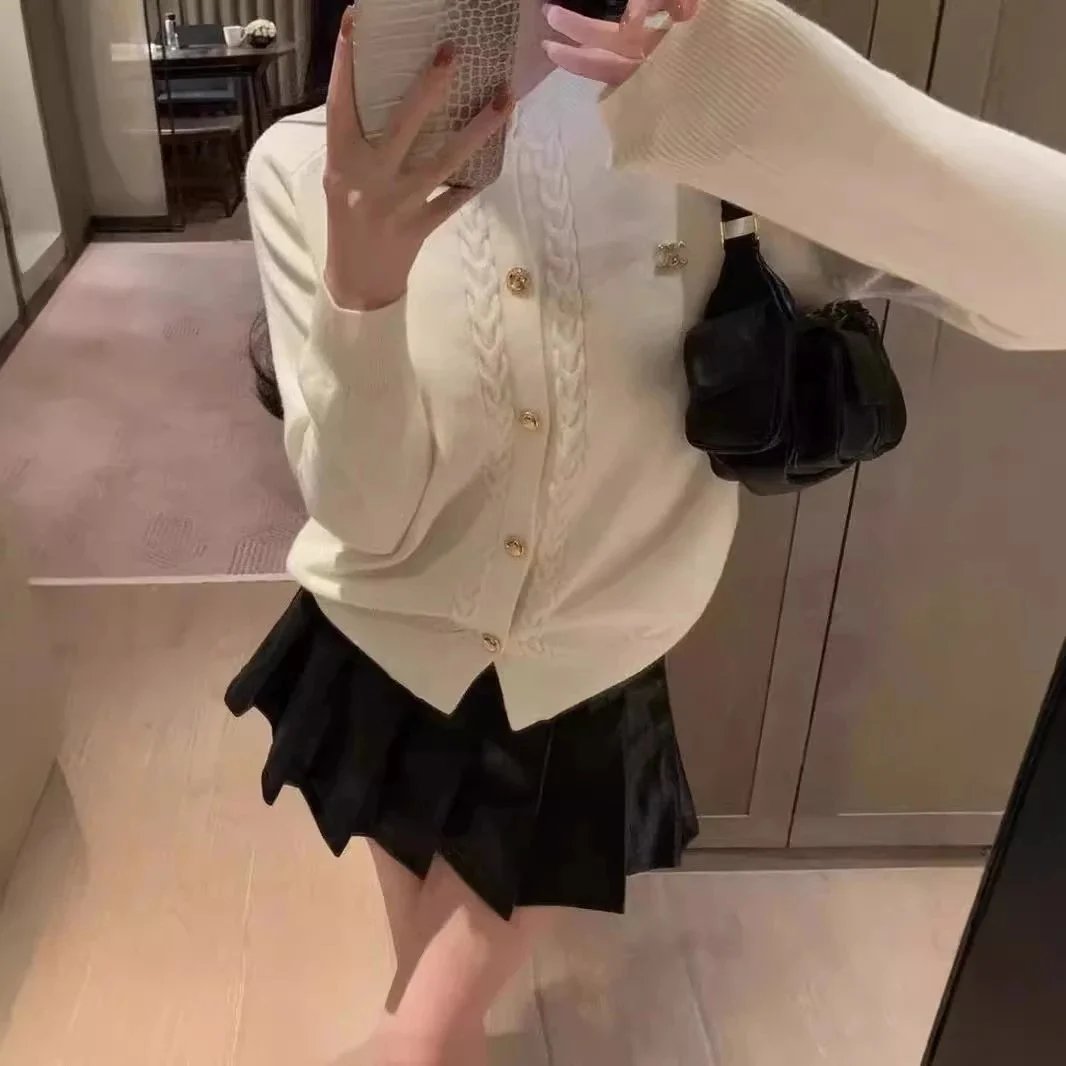凯旋门小香风针织开衫外套女气质名媛高级感外搭上衣时尚外穿毛衣 - 134667