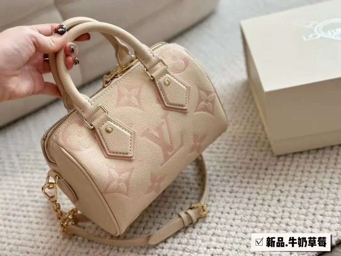 女生单肩斜挎斜挎包 - 134304