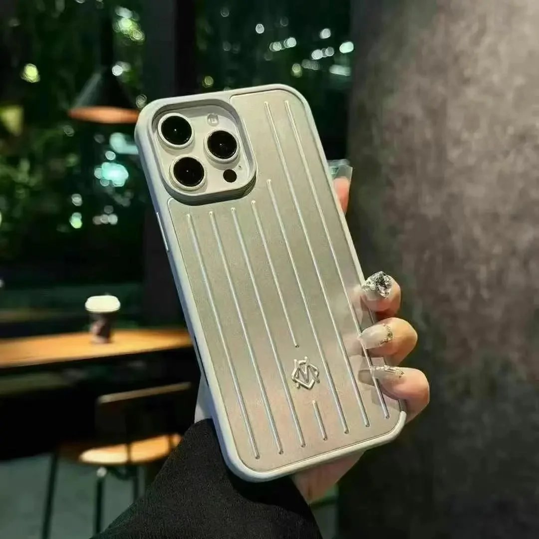 适用苹果16promax铝合金iPhone15黑色行李箱全包手机壳苹果款14壳 - 134825