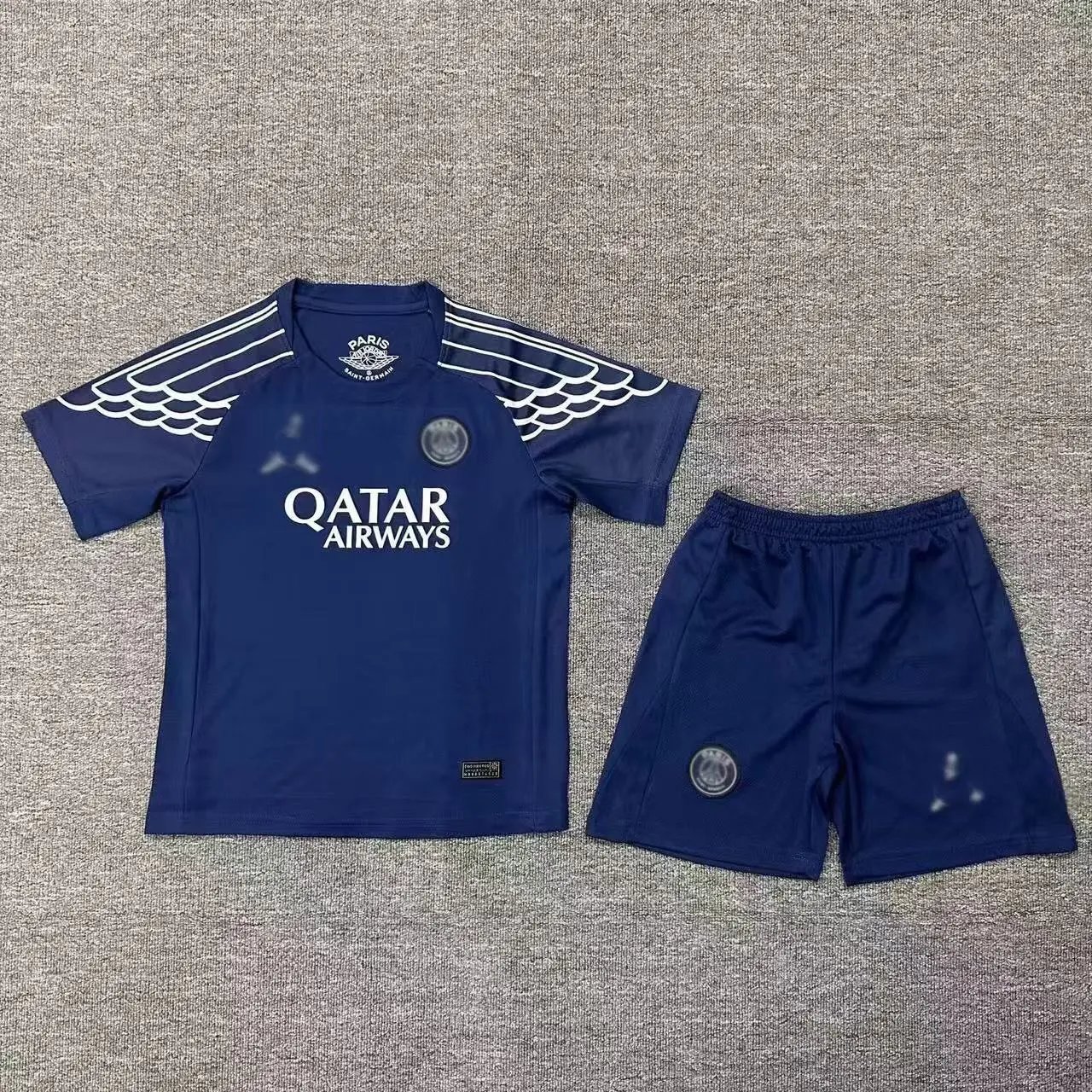 Inter Milan 2023-24 Home Jersey Black / Blue Striped Kit - 5