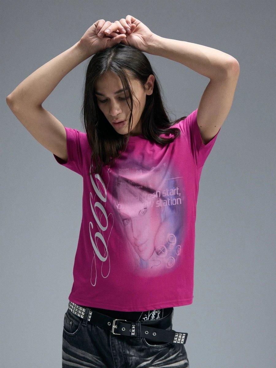 PAIKI Silver Foil Virtual Game Character Subculture Summer Y2K Rose Red Regular Shoulder Short Sleeve Sorona T-Shirt Unisex