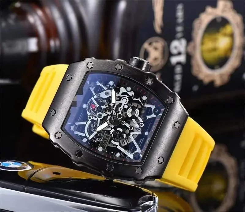 Black shell yellow band