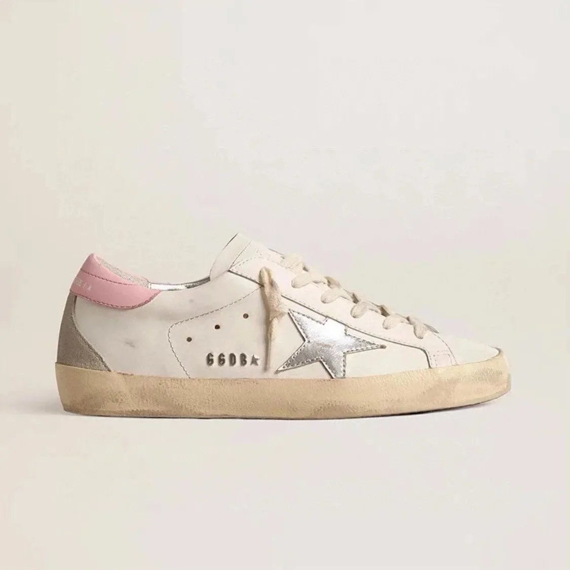 Golden Goose Deluxe Brand Superstar White Red Star Distressed Sneakers - 9