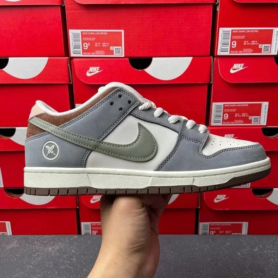 Yuto Horigome x Dunk Gray and White FQ1180-001
