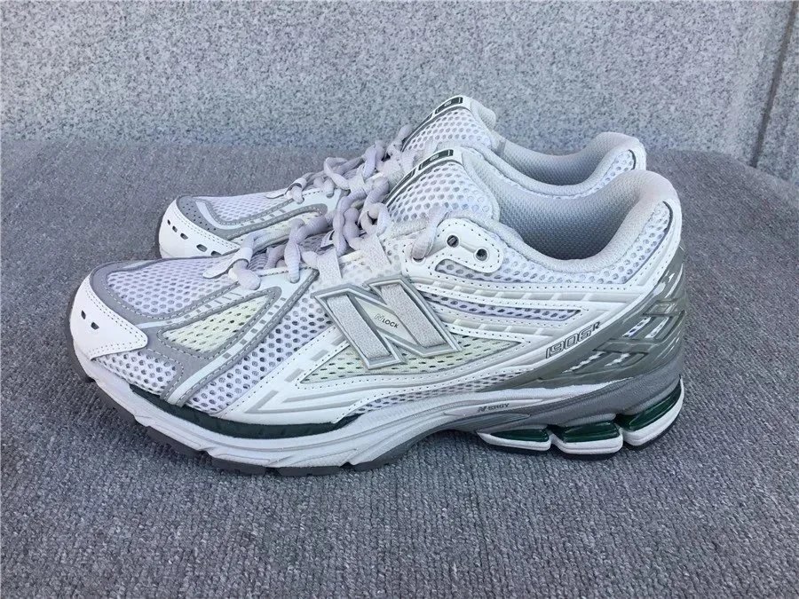 New Balance 1906r White Gray R