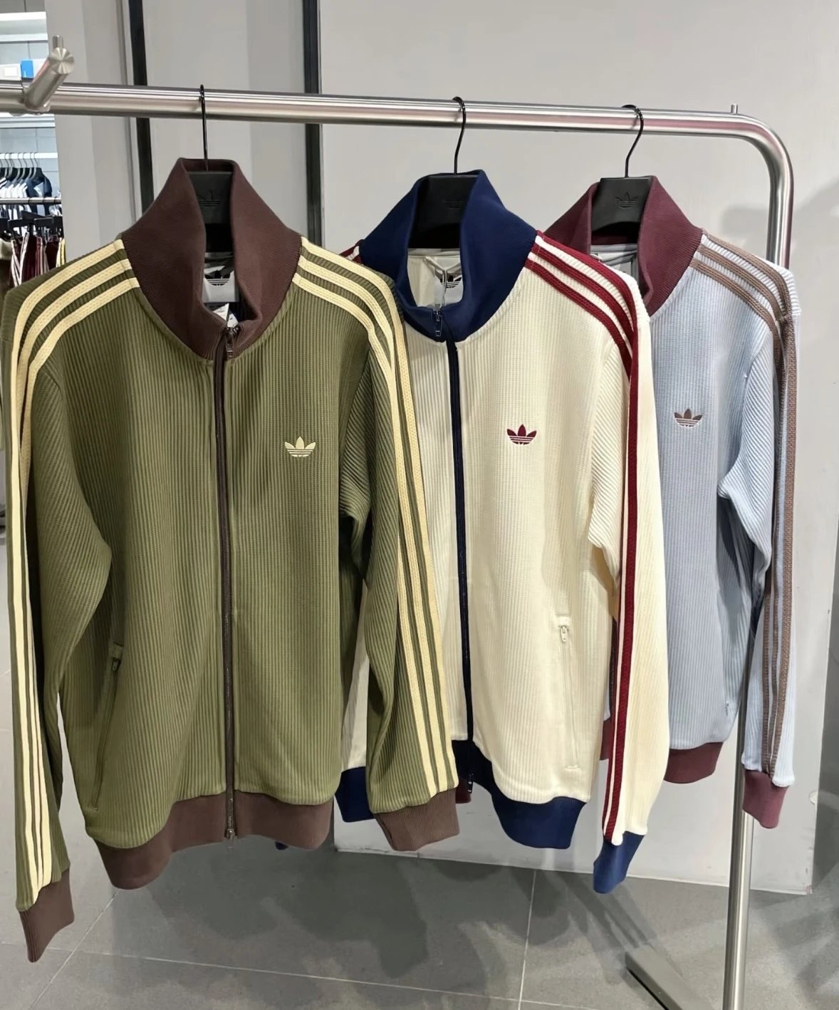 Original Quality Classic Bestseller, Celebrities' Favorite! Adidas Originals Trefoil Stand Collar Unisex Spring Autumn Knit Waffle Sports Jacket KY5769-2914-5770 Adong