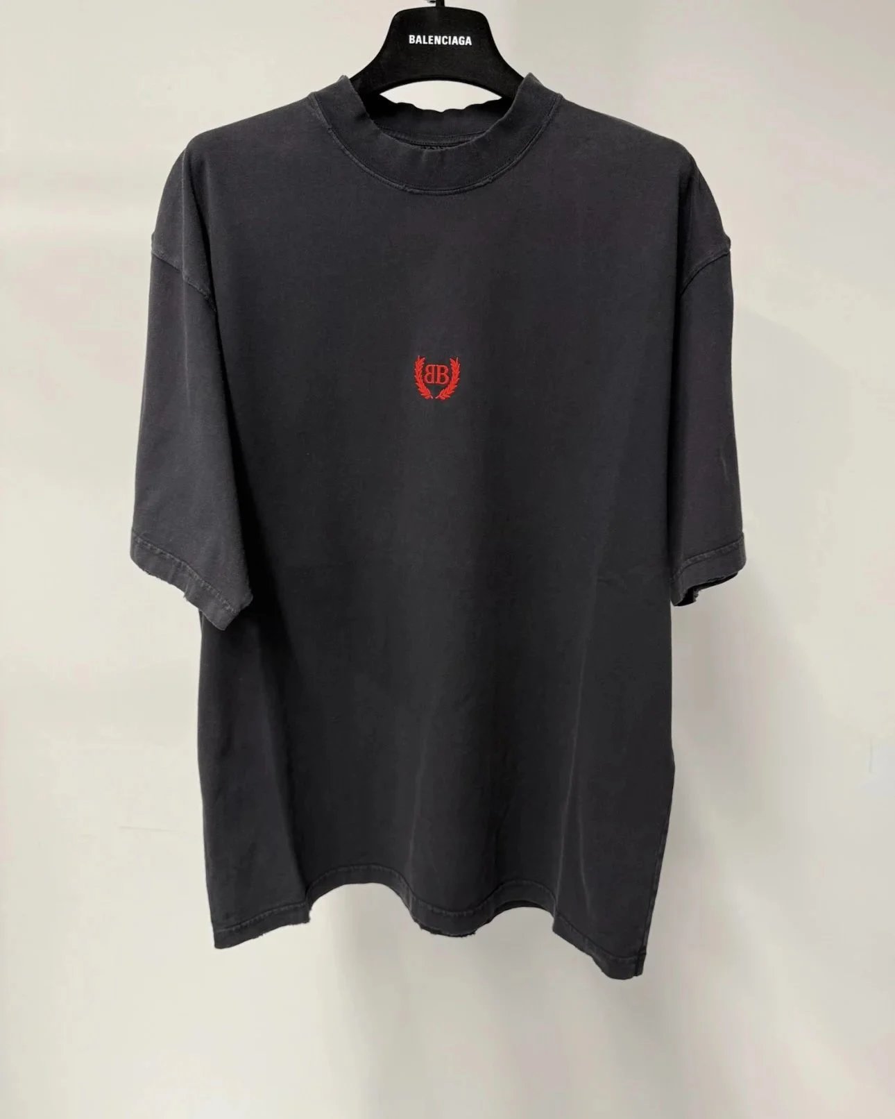 (In Stock) bal/SS25 Red Wheat Ear Embroidery/Batik Wash Process//Handmade Distressed Short Sleeve T-Shirt