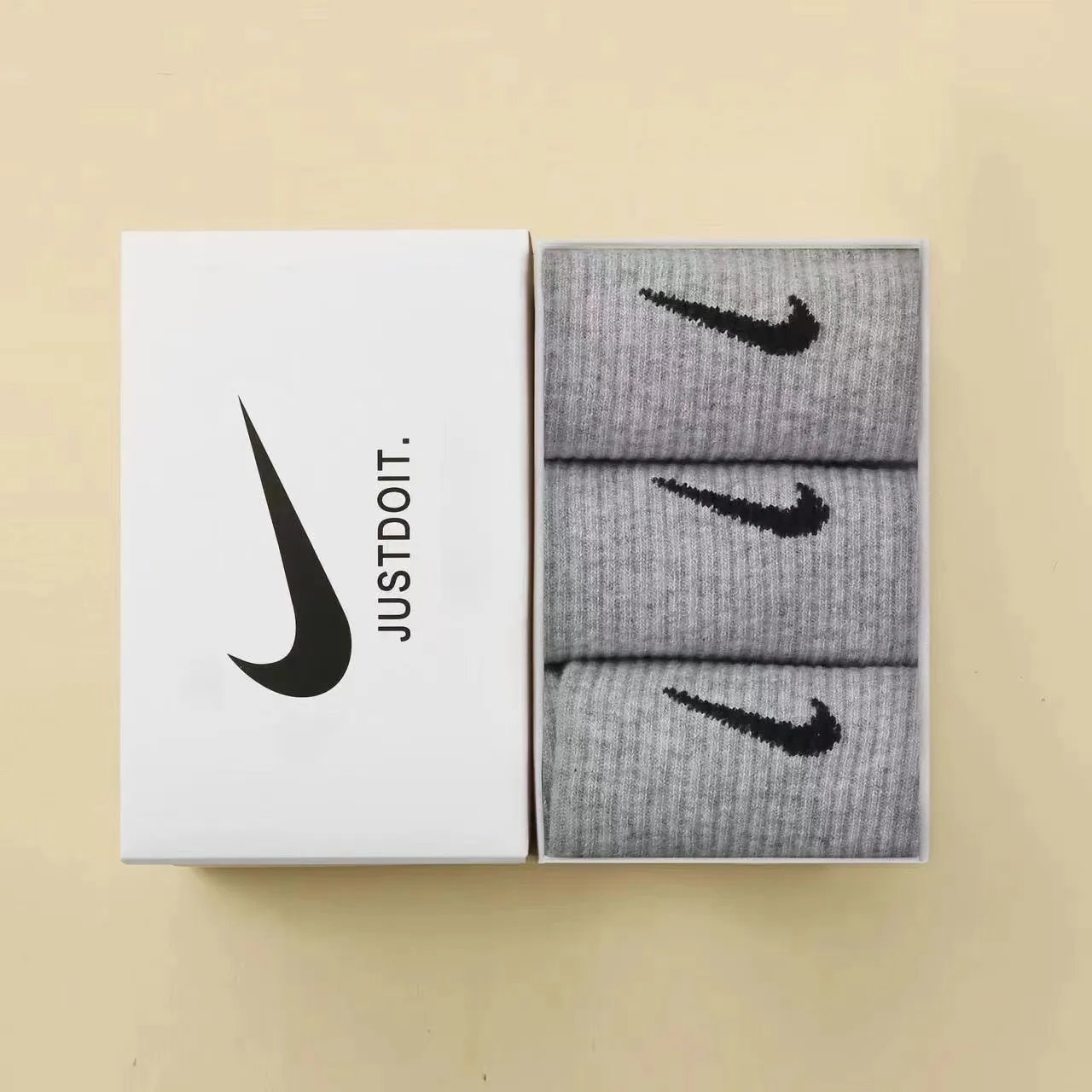 3 pairs [gray+gray+gray]