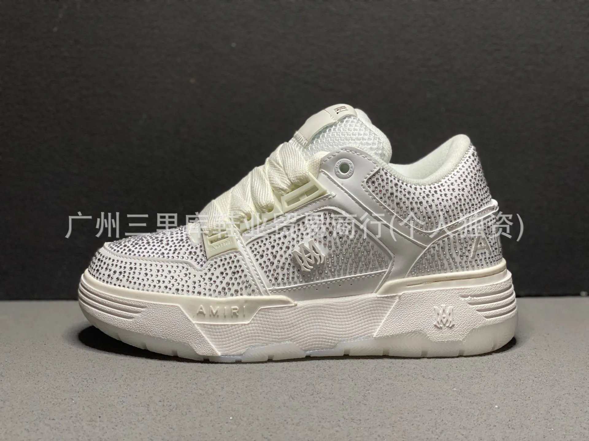 Color 18 Full Diamond White