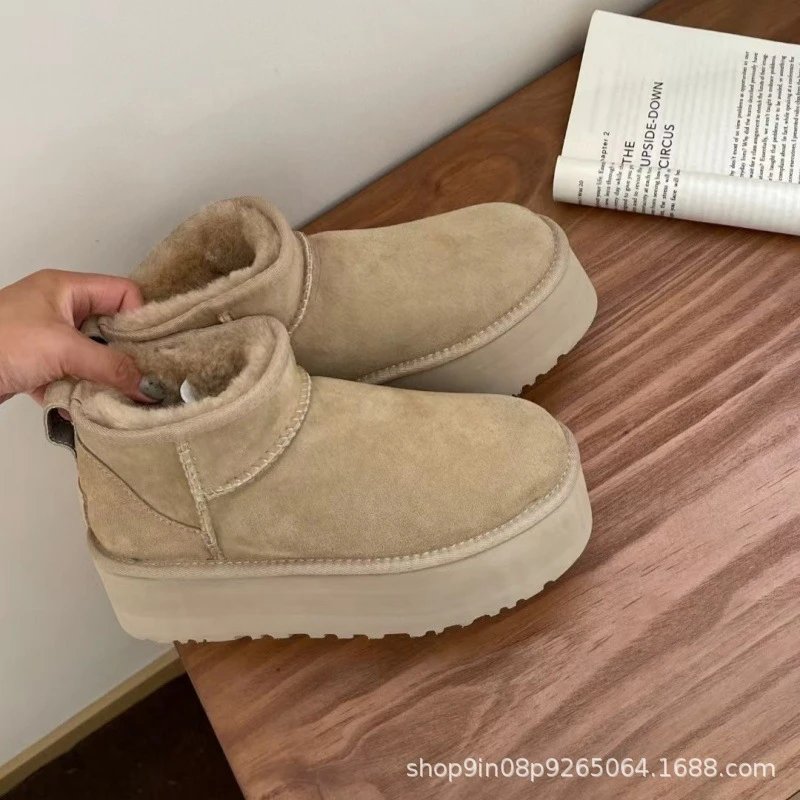 UGG Snow Boot photo 7