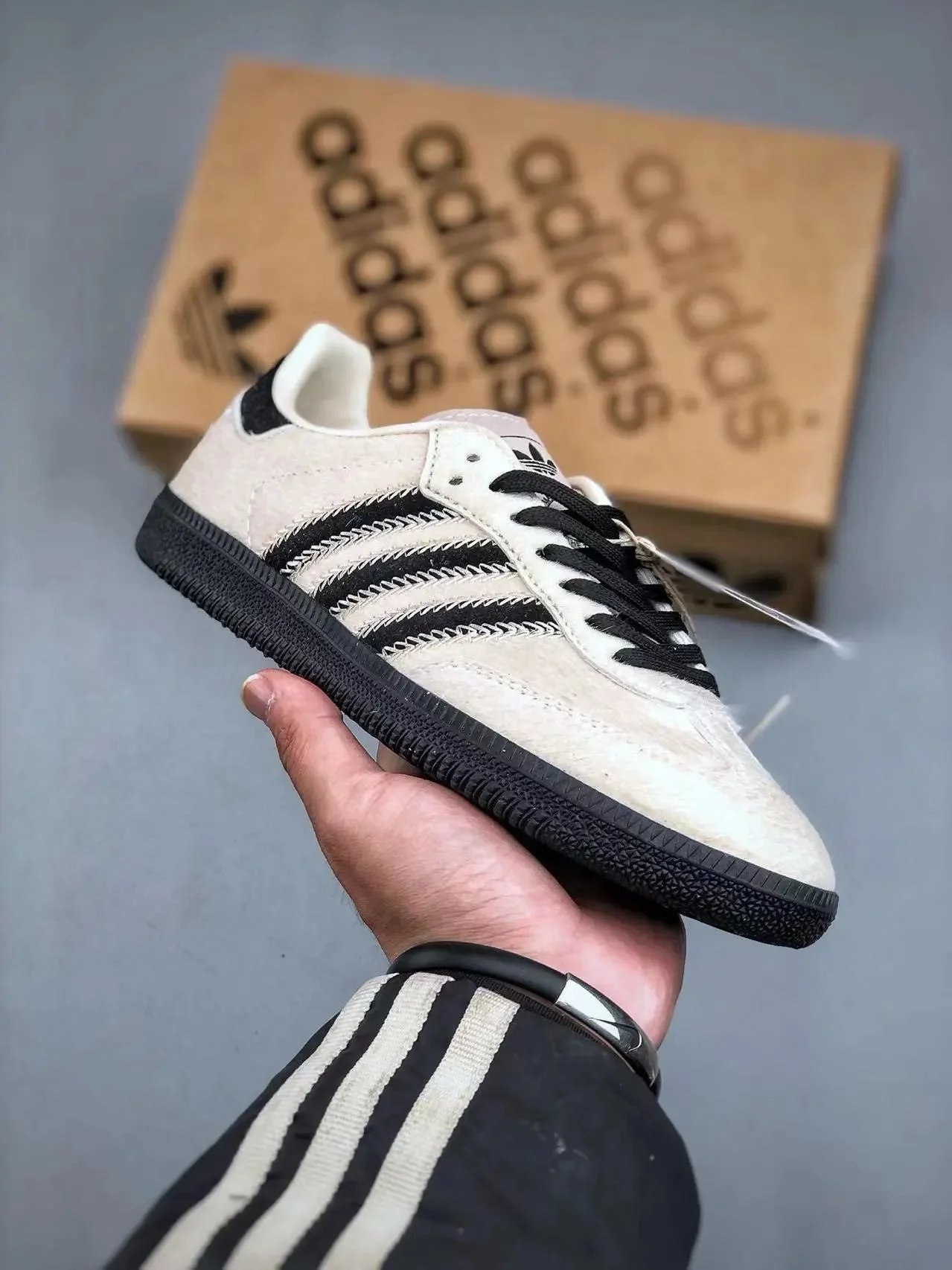 Beige Horsehair (Fashion Style)