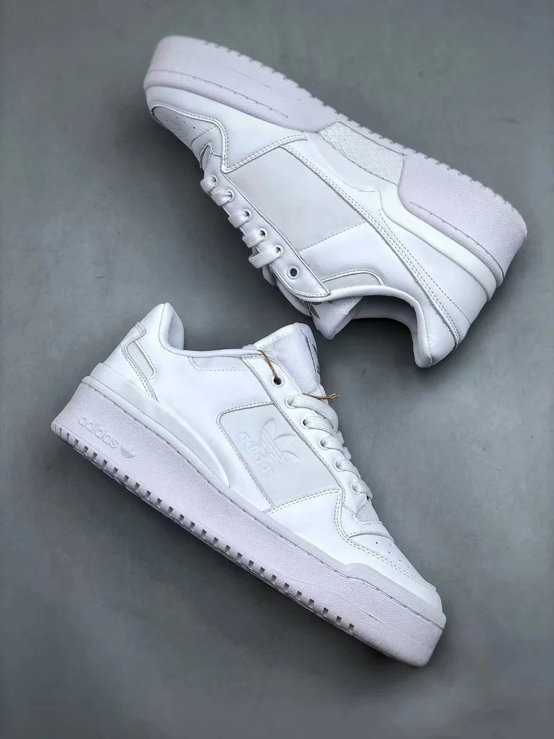 Forum 84 Triple White (Fashion Style)