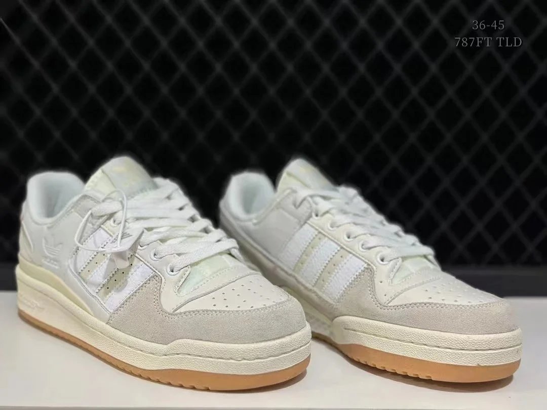 Forum 84 Off-White (Fashion Style)
