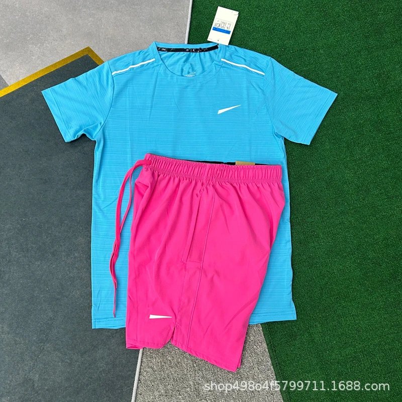 Unbranded Matching Sets Short-Sleeve Athletic T-Shirt and Shorts Set — Crystal Stripe Blue + D218 Rose Red