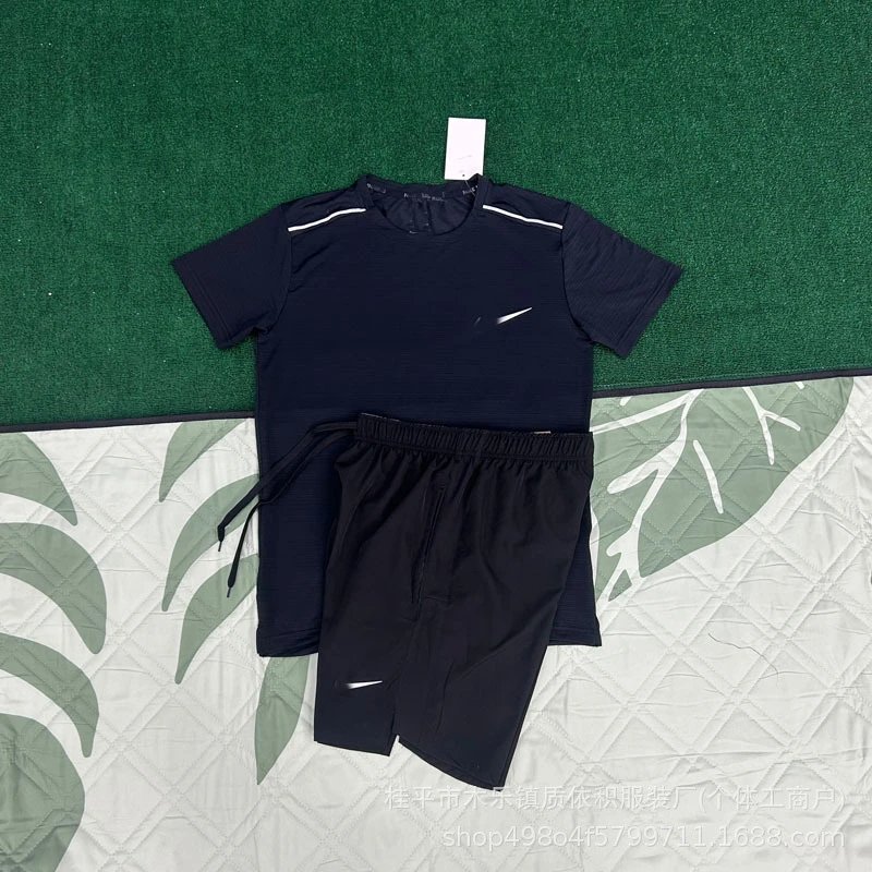 Unbranded Matching Sets Short-Sleeve Athletic T-Shirt and Shorts Set — Crystal Stripe Black + D218 Black