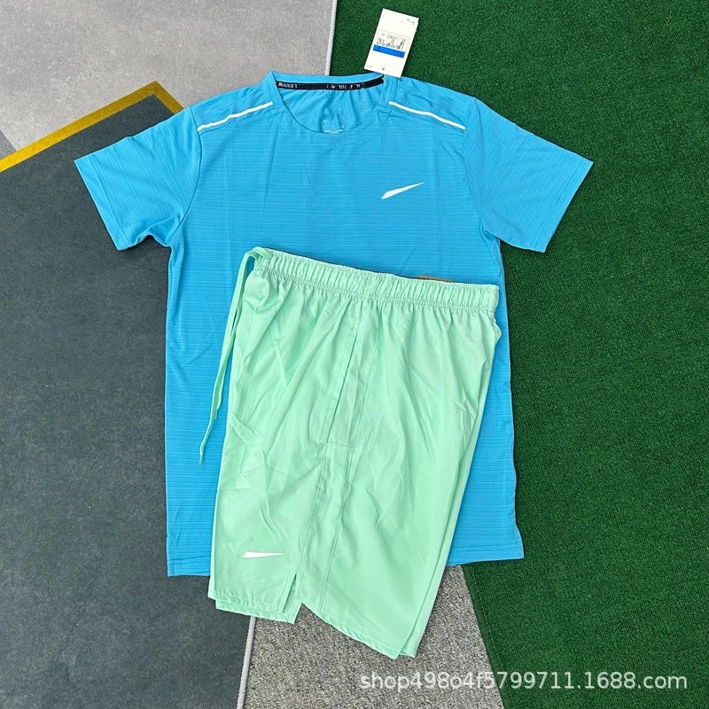 Unbranded Matching Sets Short-Sleeve Athletic T-Shirt and Shorts Set — Crystal Stripe Blue + D218 Green