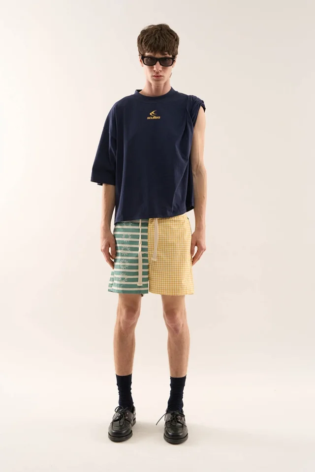 Scuffers T-Shirts Boxy Fit Graphic Logo T-Shirt product detail image 32